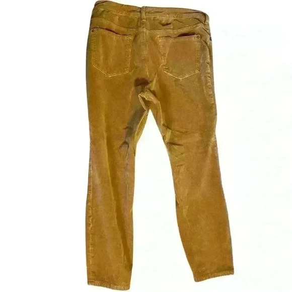 Pilcor and the Letterpress High rise Straight Corduroy Pants - Picture 2 of 4